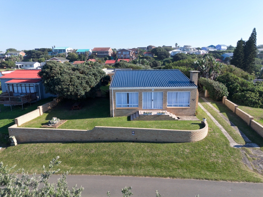 5 Bedroom Property for Sale in Kaysers Beach Eastern Cape